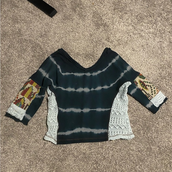 Blue Tie Dye and Light Blue Lace Sweater by Gimmicks by BKE - Picture 2 of 8